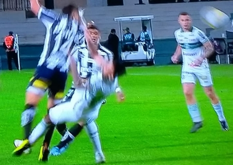 Lisca vê primeira derrota e tem desafio para ajustar o Santos antes de clássico