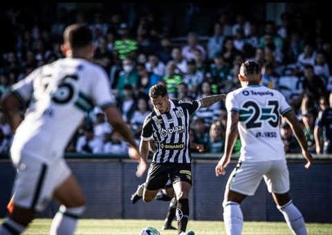 'Escondidos' pela Champions, Santos e Coritiba empatam e seguem em crise