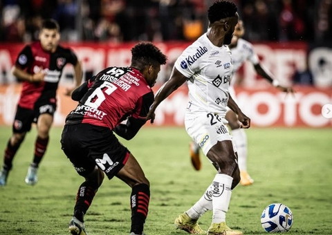 Jogadores do Santos acusam torcida chilena de racismo