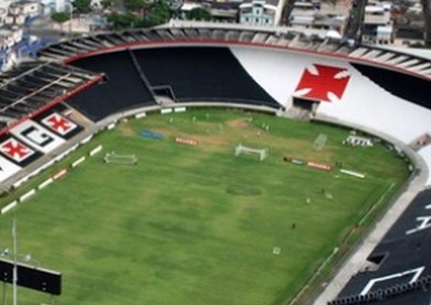 Veto da torcida em São Januário vira debate sobre papel popular do futebol