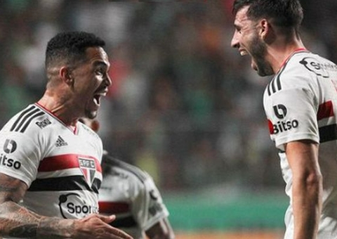 Com um a menos, São Paulo segura América-MG e avança na Copa do Brasil