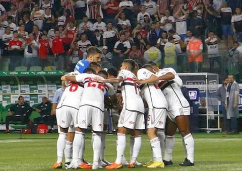 Crises fazem São Paulo rever problema no elenco que parecia resolvido