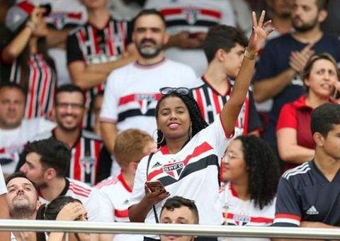Ceni vai das vaias aos aplausos em noite de tensão e alívio no Morumbi
