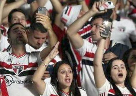 São Paulo afasta e multa oito atletas do sub-20 feminino por indisciplina