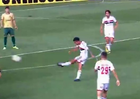 São Paulo bate Goiás, mas fica sem vaga na Libertadores