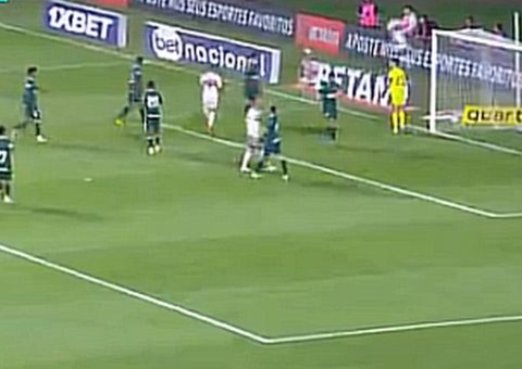 São Paulo pressiona no 2º tempo, vira na marra sobre Goiás e entra no G-4