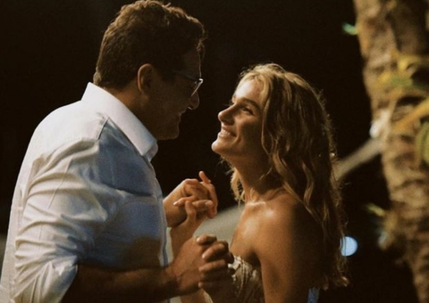 Sasha posta foto em hospital com Luciano Szafir após alta da UTI