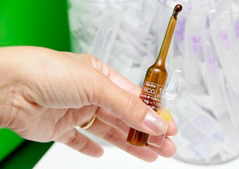 Estudo analisa se é possível prever quem permanece suscetível à covid