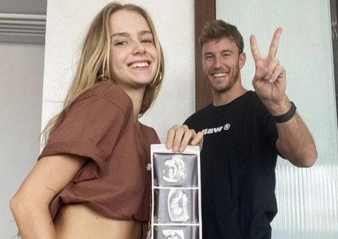 Isabella Scherer, grávida de gêmeos, recebe declaração de amor de namorado