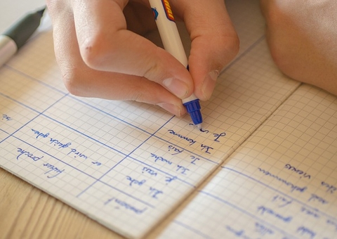 Com 27 mil vagas, Bolsa Idiomas abre inscrições nesta terça-feira em Manaus