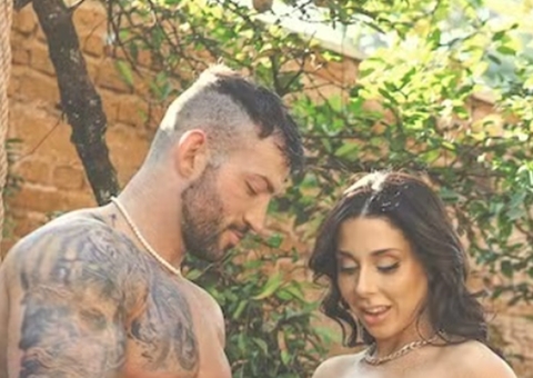 Casal de plataforma adulta se casa em cerimônia 100% pel4dona; veja fotos