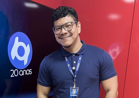 Banzeiro dos Famosos: Shia e Michelle se beijam novamente