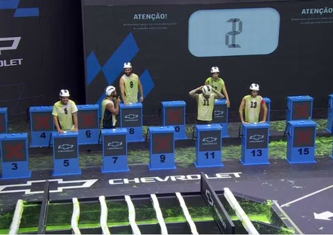 BBB24: Após oito horas, seis brothers seguem na disputa da prova do líder 