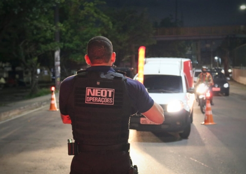 39 condutores foram autuados com irregularidades no trânsito em Manaus