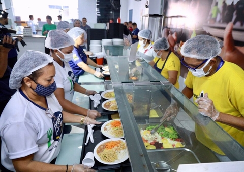 Unidades do Prato Cheio terão almoço especial na véspera de Ano Novo
