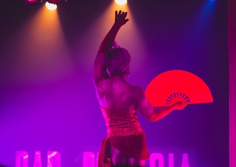 'Cabaré Chinelo' e 'Sebastião' apresentam últimas sessões do ano