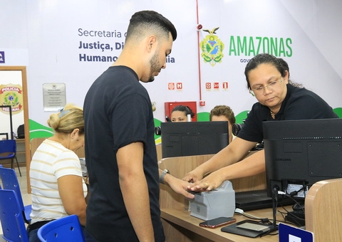 Serviços do Governo do Amazonas terão expediente normal até quarta-feira