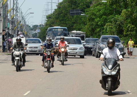 Aleam aprova redução de 50% no IPVA e isenção para 425 mil veículos no Amazonas