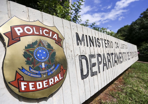 Operação da PF investiga tráfico de drogas em aviões da FAB
