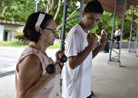 Prática esportiva ajuda mãe e filha a recuperarem qualidade de vida em Manaus