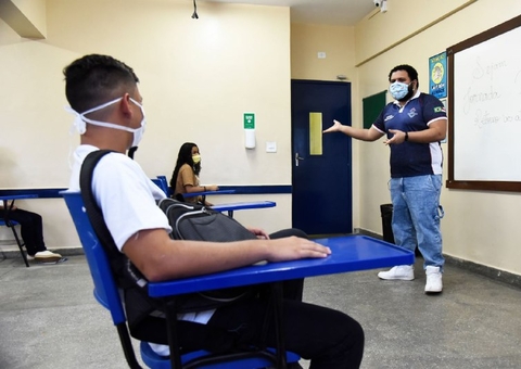 Fiocruz atualiza protocolo de retorno às aulas contra variante Ômicron