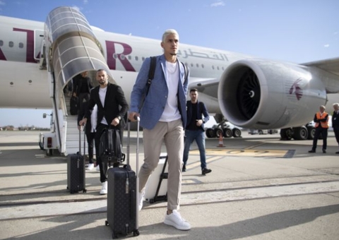 Seleção chega à Itália com Tite, três jogadores e bagagem de 5,5 toneladas