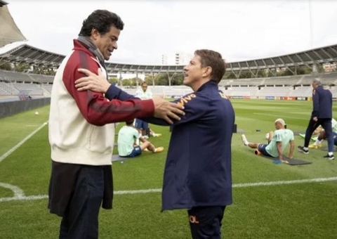 Raí visita treino da Seleção e elogia trabalho da comissão técnica