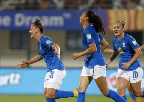 Seleção Feminina Sub-17 goleia Índia e avança às quartas do Mundial