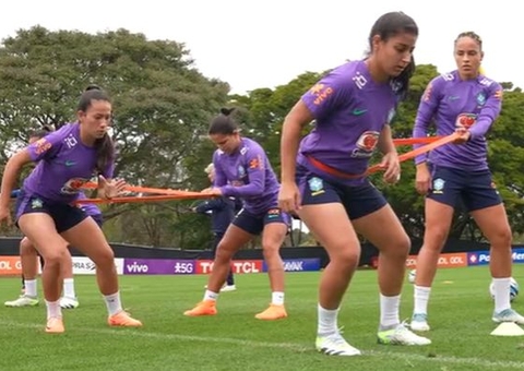 Estreantes do Brasil na Copa apostam em papo com veteranas contra ansiedade