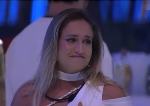 Bruna se emociona com música grega que avó cantava para ela; vídeo