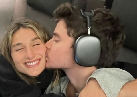 Sasha Meneghel e João Figueiredo celebram um ano de casamento