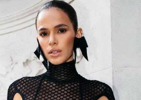 Kanye West encontra Bruna Marquezine em Londres e elogia brasileira