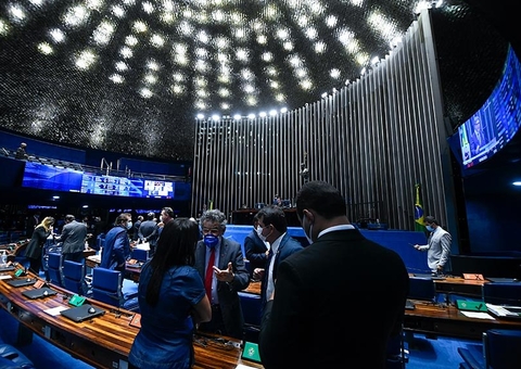 Senado pode votar nesta semana projeto que prorroga prazo do IR