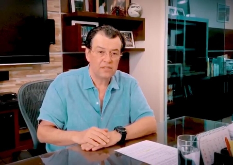 Senador Eduardo Braga ganha ação contra site e faz doação 