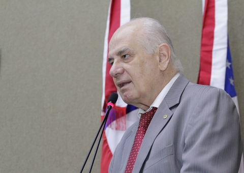 Serafim 'dá aula' a senador que expôs falsas informações na CPI da Covid