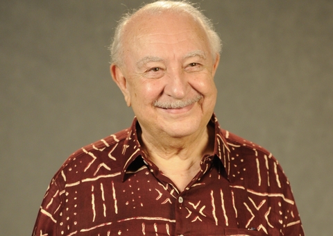 Ator Sérgio Mamberti volta a ser intubado em UTI após receber alta