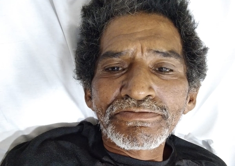 Idoso é internado com paralisia e hospital pede ajuda para encontrar família em Manaus 