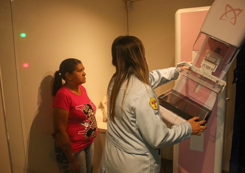 Carreta de apoio à saúde oferece exames médicos em shopping de Manaus