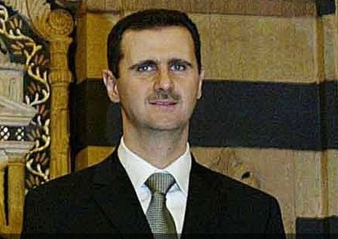 Bashar al-Assad deixa Damasco e rebeldes tomam o poder na Síria