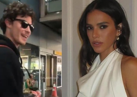 Shawn Mendes e Bruna Marquezine desembarcam em SP e devem passar réveillon juntos; vídeo