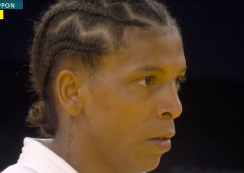 Rafaela Silva garante vaga na semifinal e briga por medalha no judô