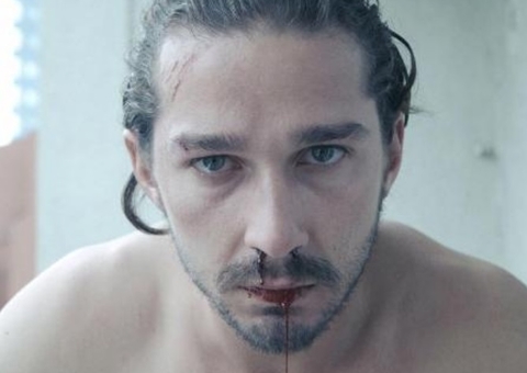 Shia LaBeouf se interna em clínica de reabilitação após denúncias de exs