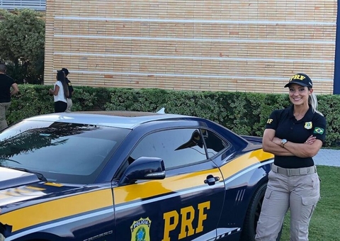 Ex-loira do 'É o Tchan' prestou concurso da PRF para assumir no Amazonas