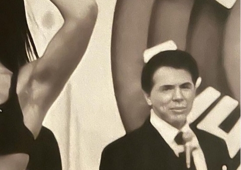 Solange Gomes é criticada ao homenagear Silvio Santos com foto de lingerie
