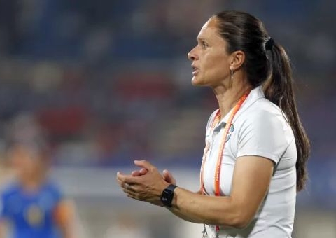 Simone aposta em experiência como atleta para Brasil superar Alemanha