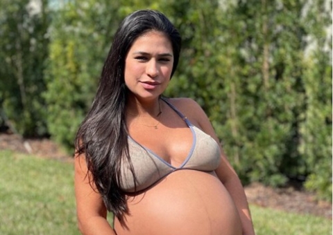 Nasce Zaya, filha da cantora Simone e Kaká Diniz