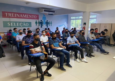 Balcão do Sine Manaus oferta 115 vagas de emprego hoje