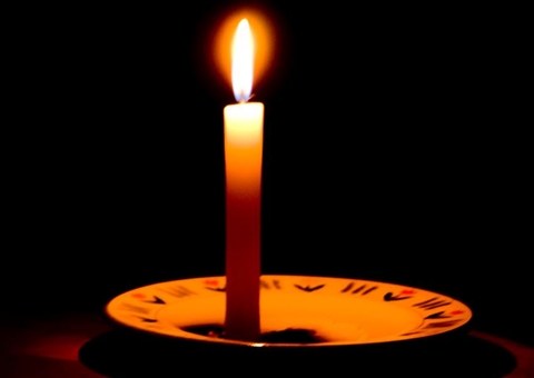 Moradores de Coari sofrem com apagão que já dura mais de 12 horas 