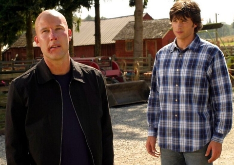 Smallville vai ganhar continuação com Tom Welling e Michael Rosenbaum