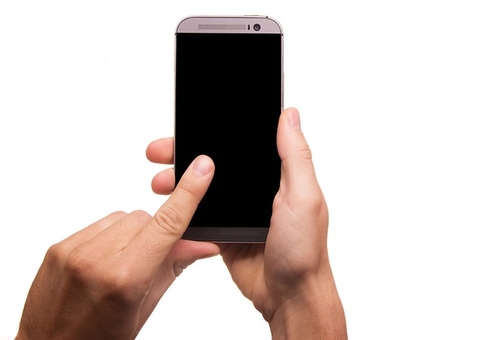 Usuário premium do Tinder agora pode usar aplicativo sem ser visto